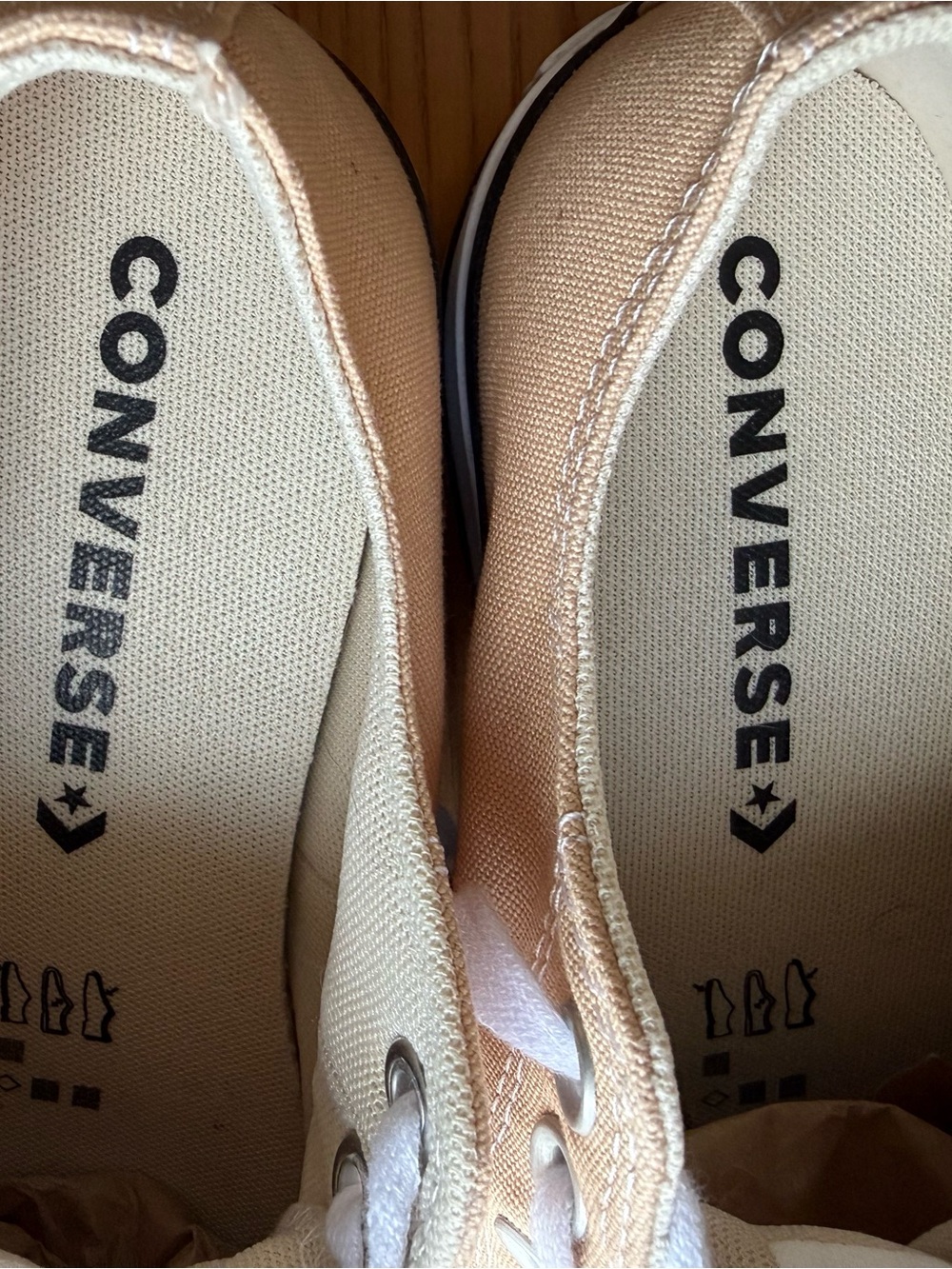 Converse Chuck Taylor All Star Lift Platform Sneakers Women’s 7 Beige - Picture 3 of 6